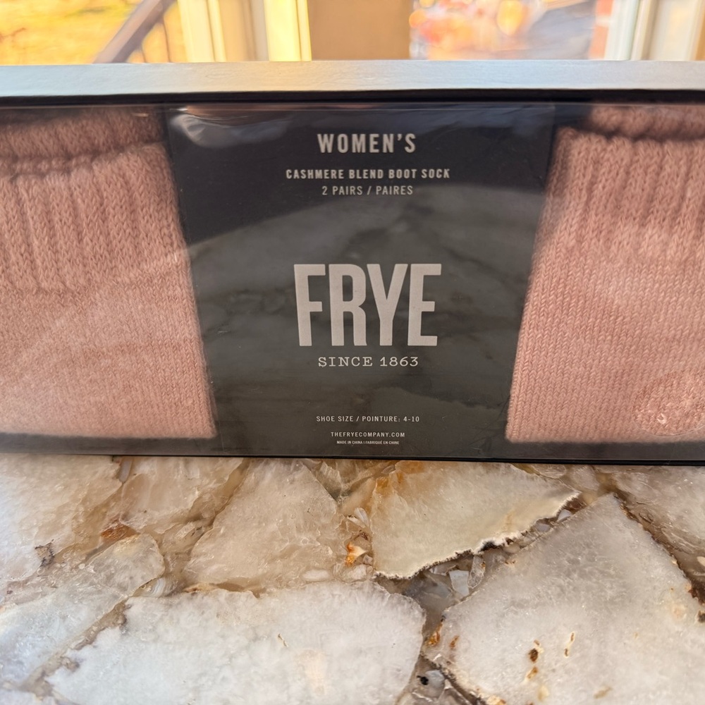 NIB, never worn.. Frye Women's Cashmere Blend boot Socks - Soft Pink 2 pairs